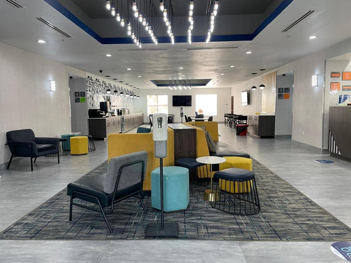 La Quinta By Wyndham Tampa Central Екстер'єр фото