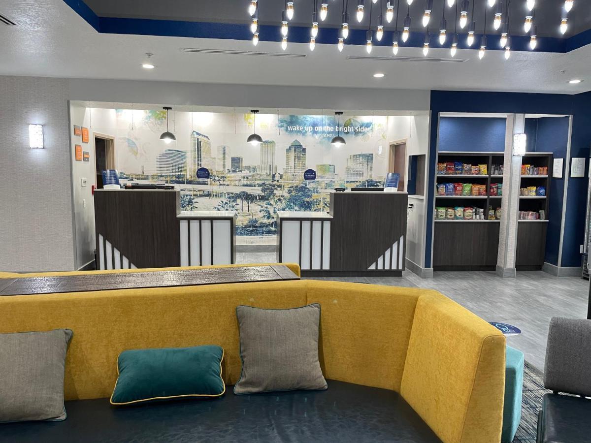 La Quinta By Wyndham Tampa Central Екстер'єр фото