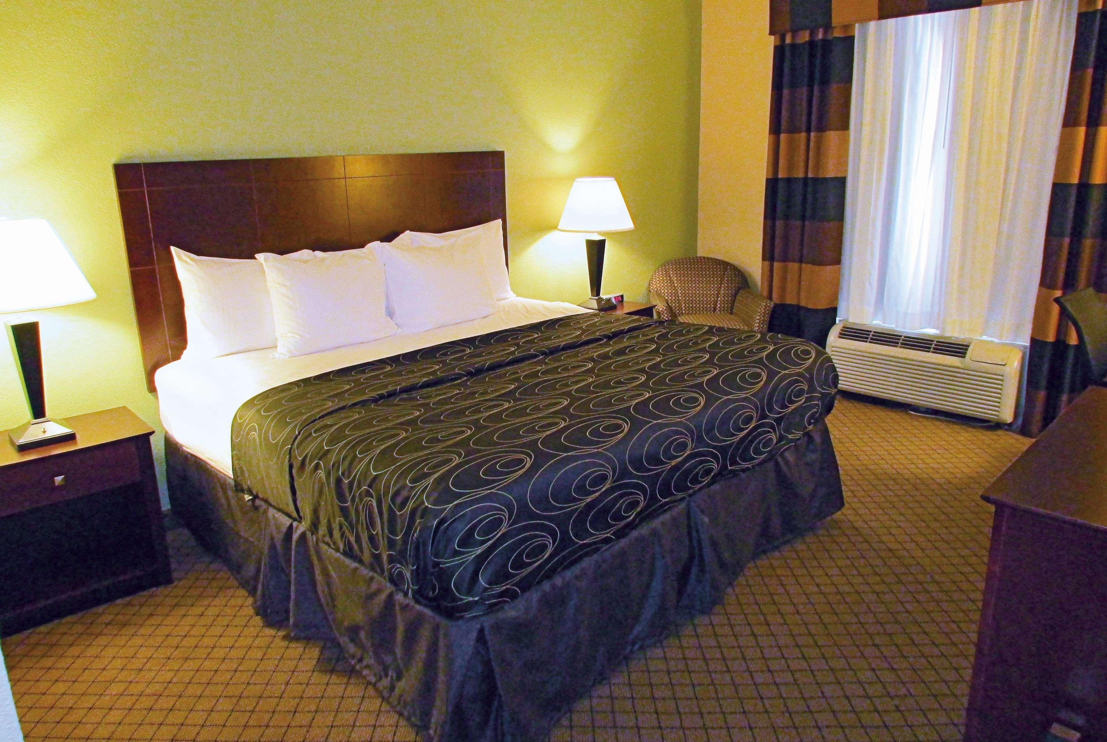 La Quinta By Wyndham Tampa Central Екстер'єр фото