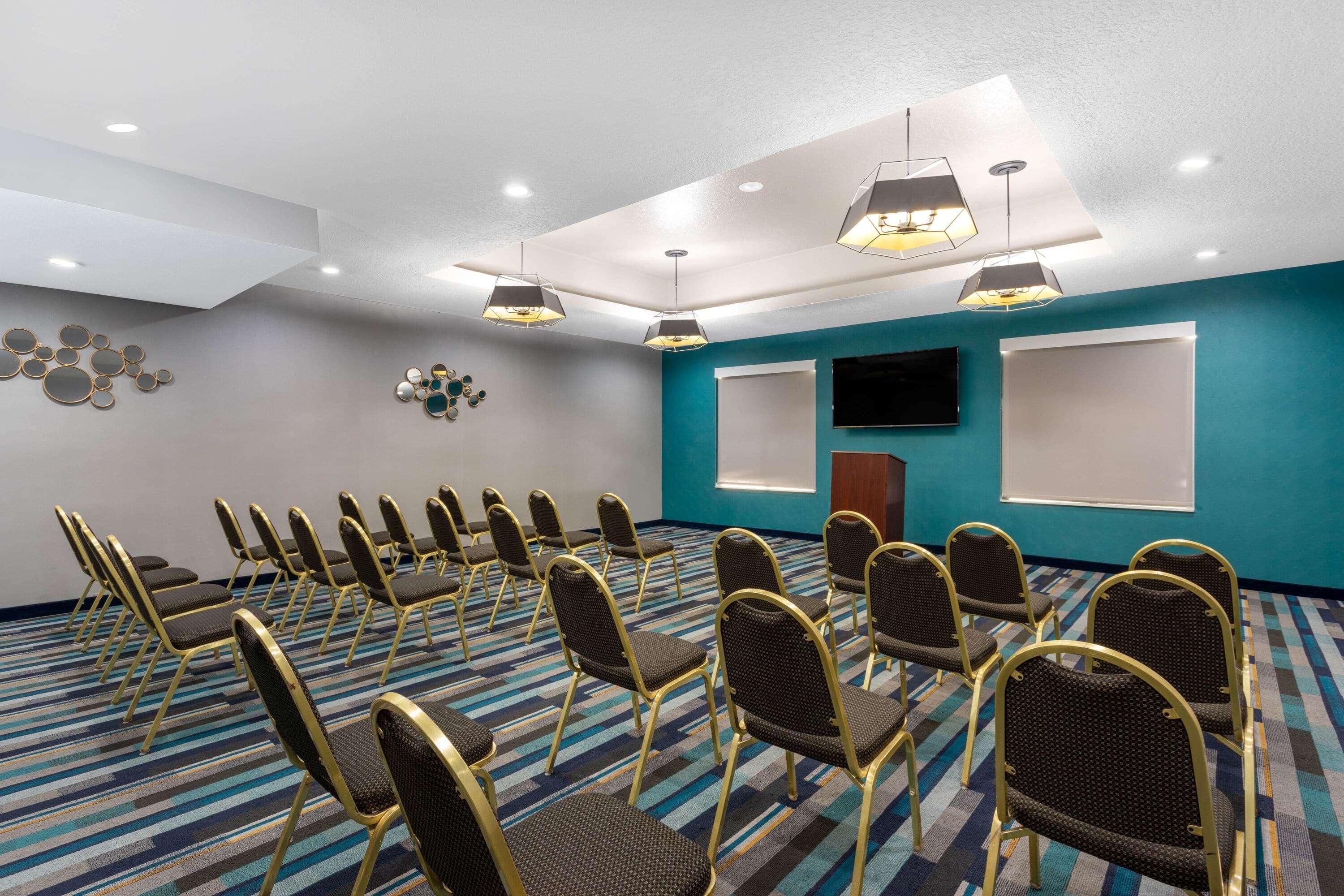 La Quinta By Wyndham Tampa Central Екстер'єр фото
