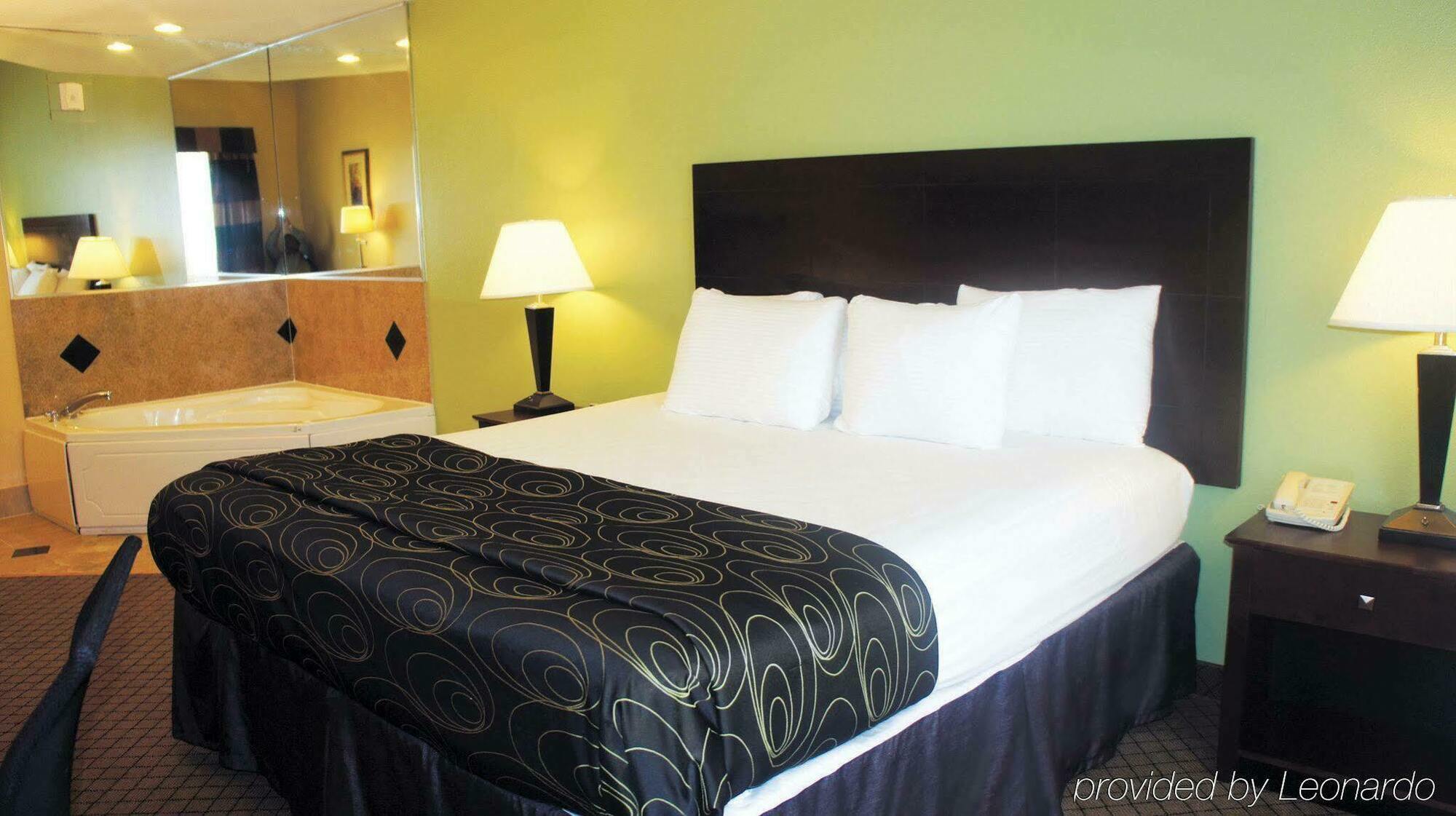 La Quinta By Wyndham Tampa Central Екстер'єр фото
